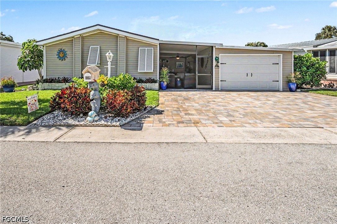 2 bed home in Fort Myers Beach