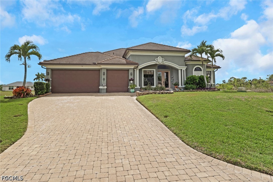 3 bed home in Cape Coral