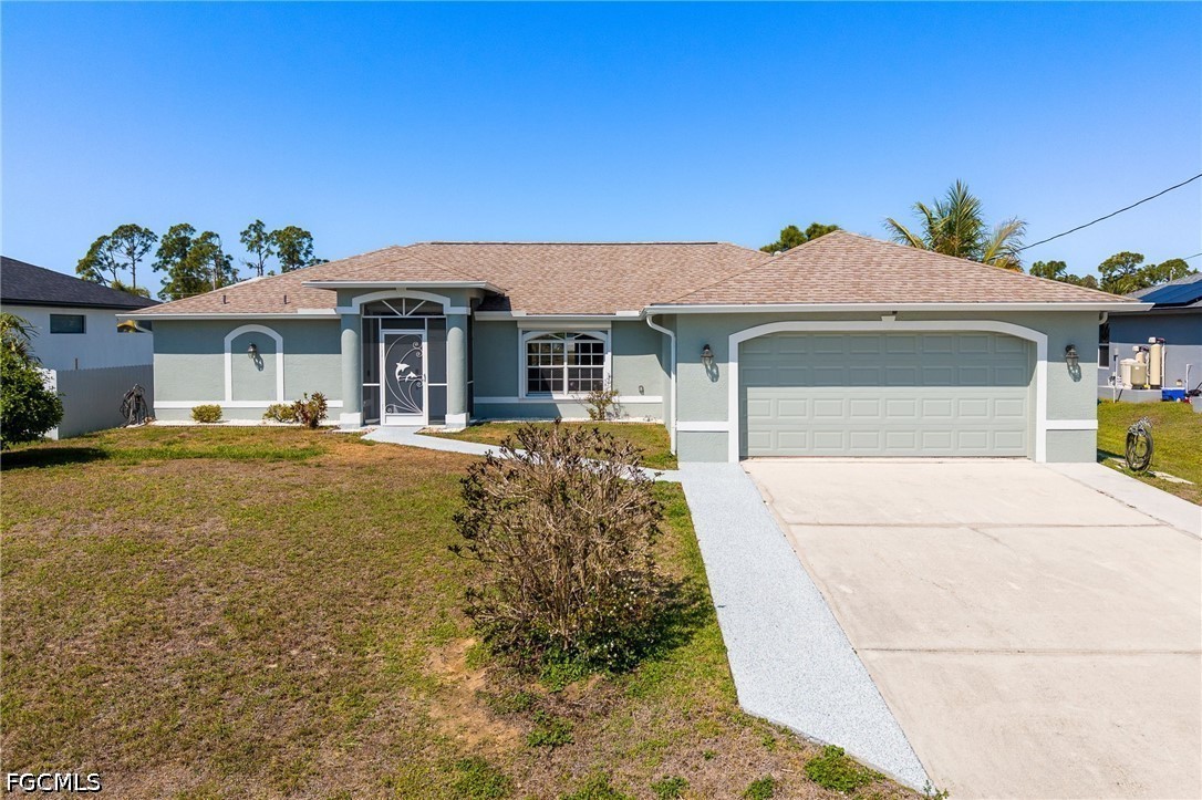 3 bed home in Cape Coral