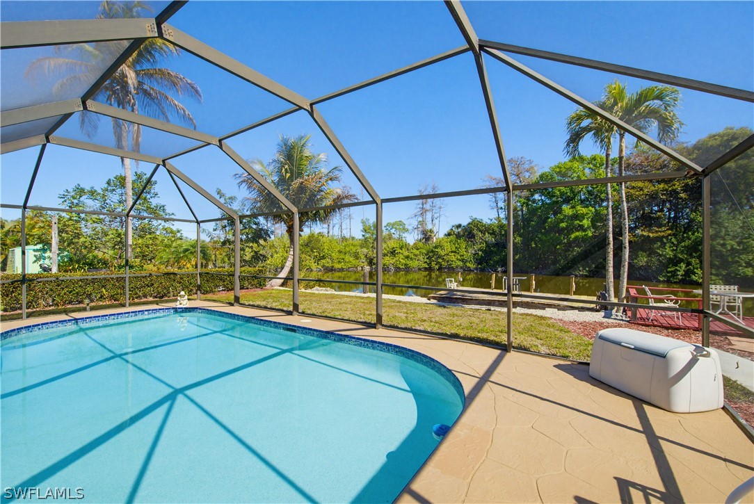 3 bed home in Naples