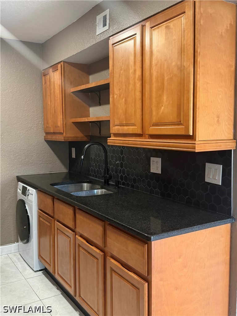2 bed home in Naples