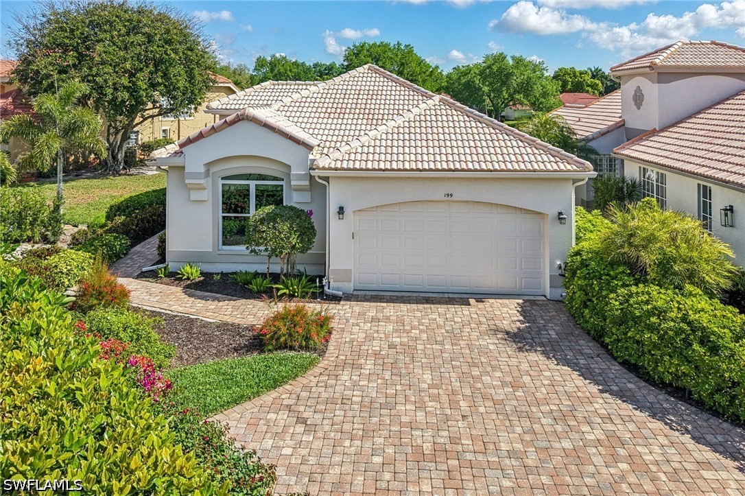 3 bed home in Naples