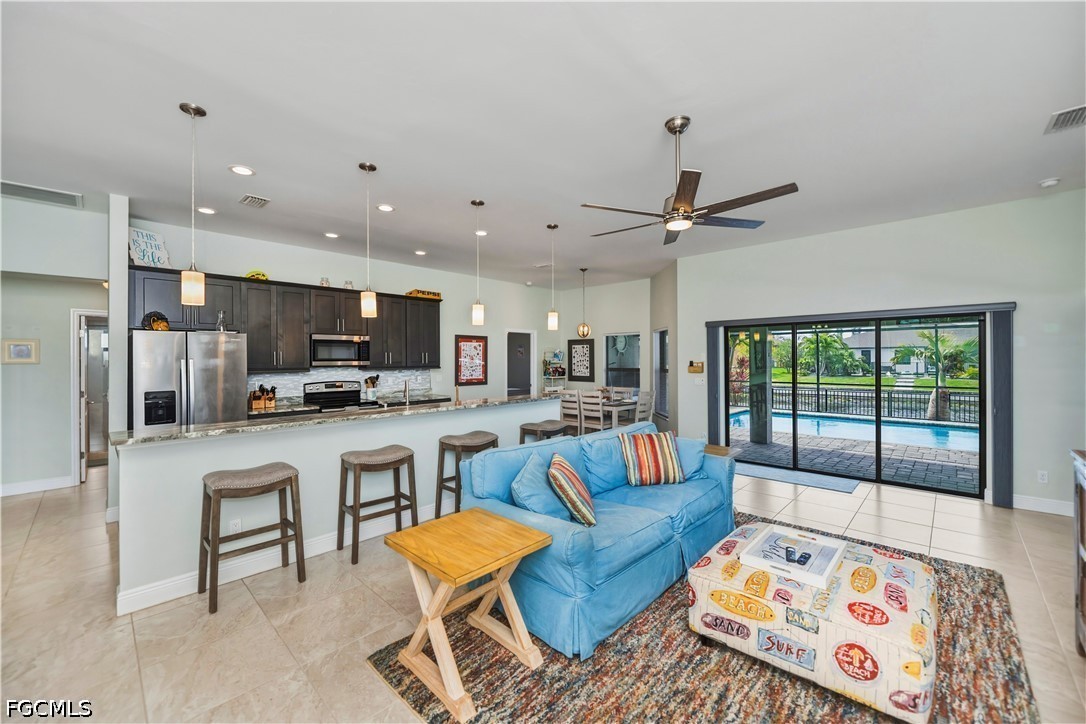 4 bed home in Cape Coral