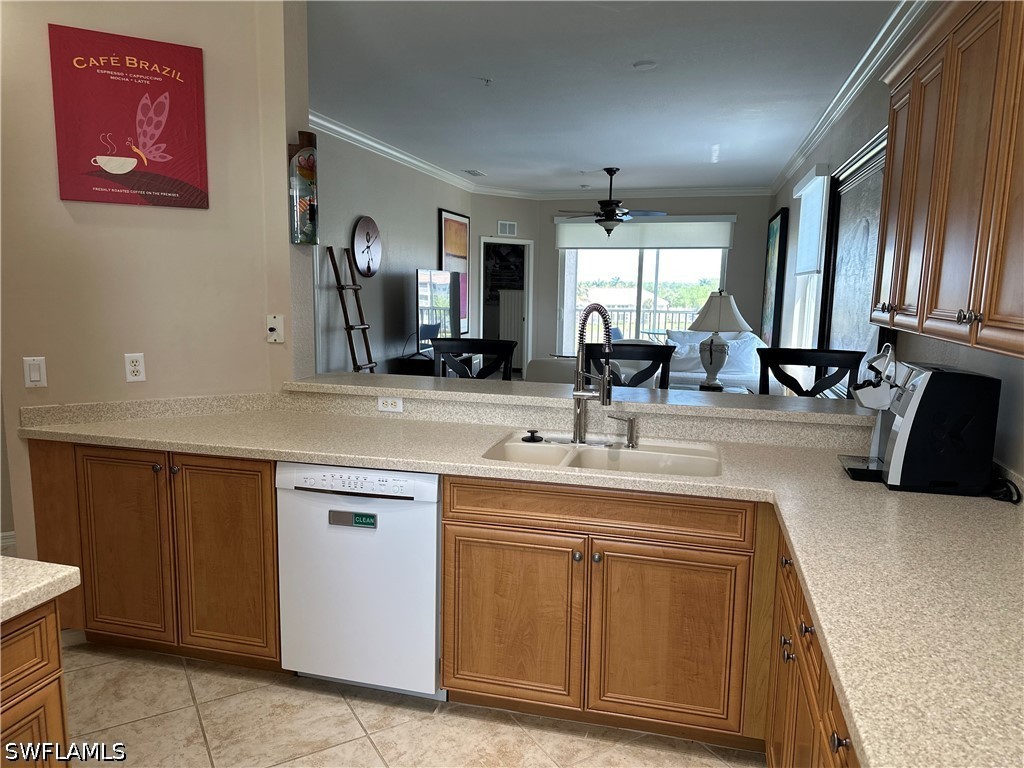 2 bed home in Estero