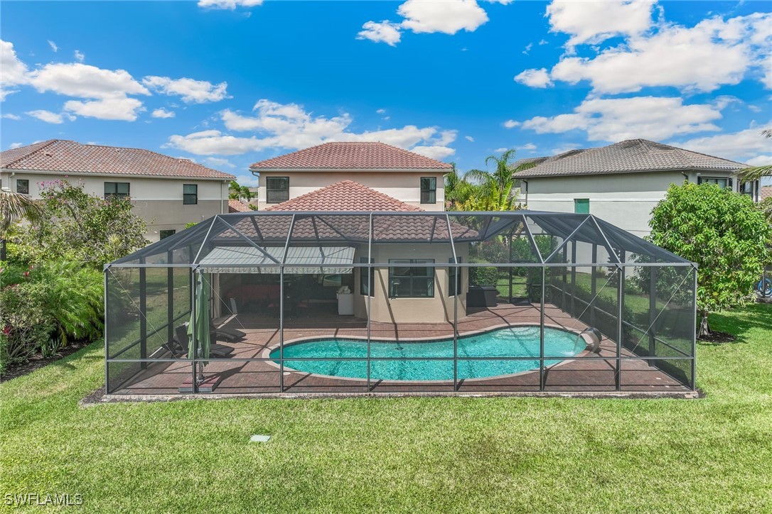 4 bed home in Naples