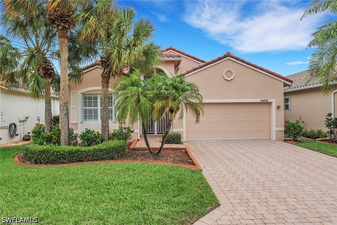 2 bed home in Estero