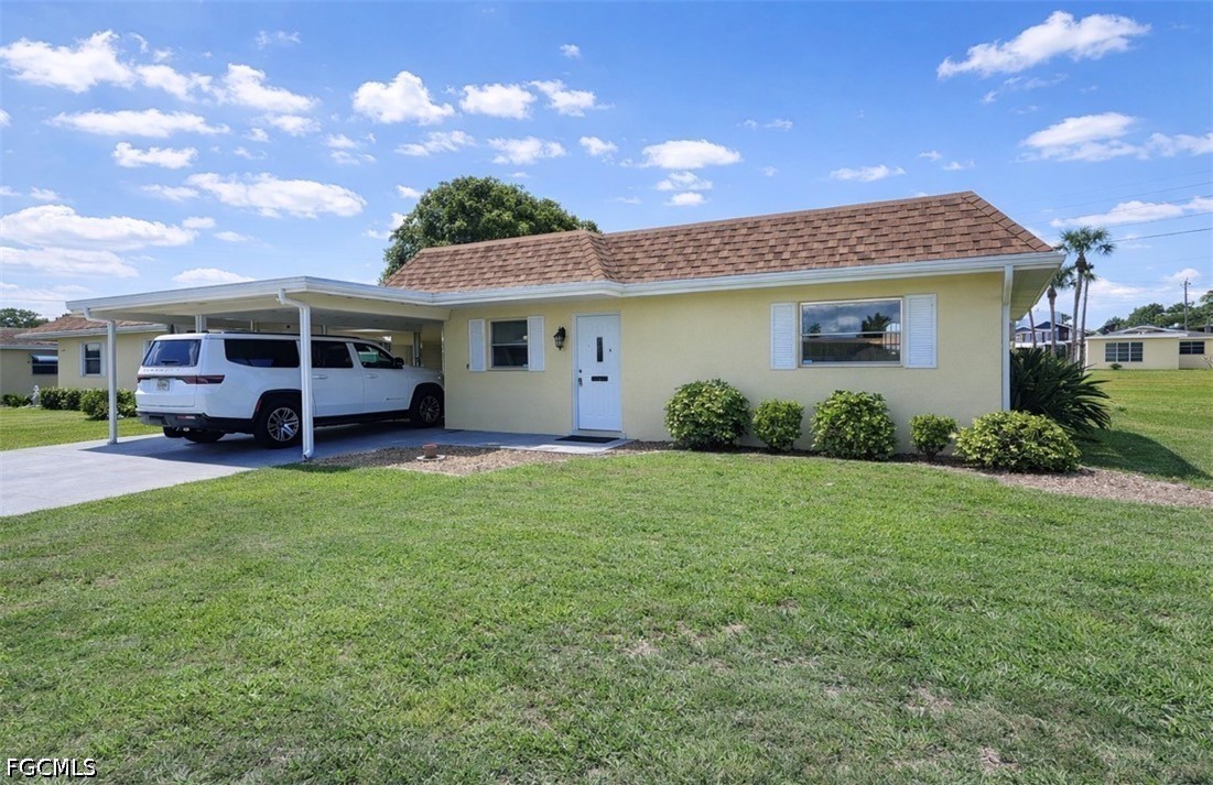 2 bed home in Lehigh Acres