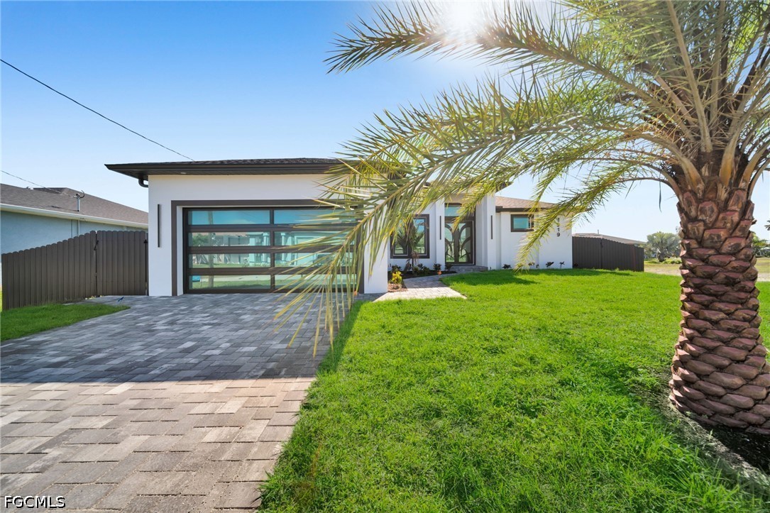 4 bed home in Cape Coral