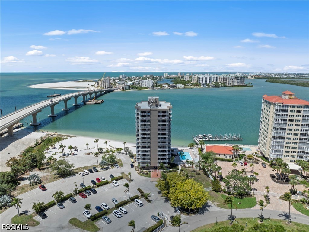1 bed home in Bonita Springs