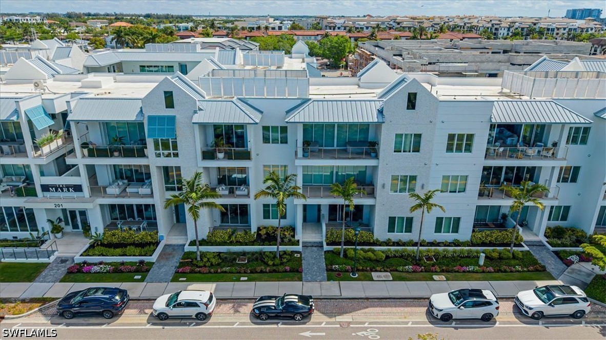 3 bed home in Naples