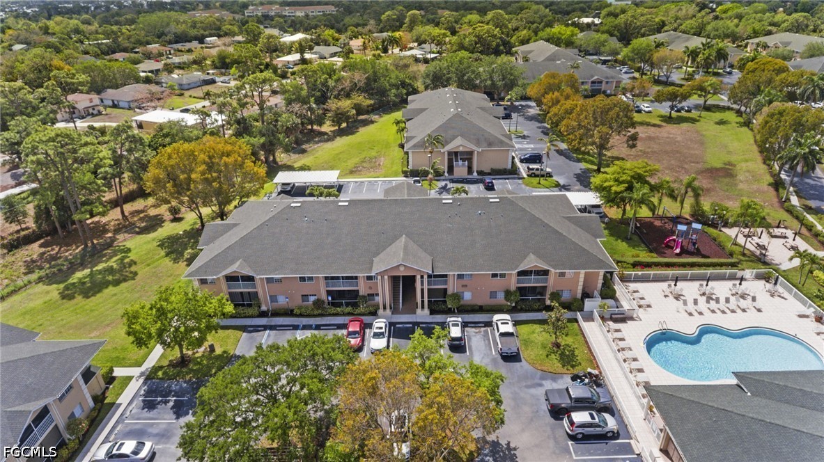 2 bed home in Bonita Springs