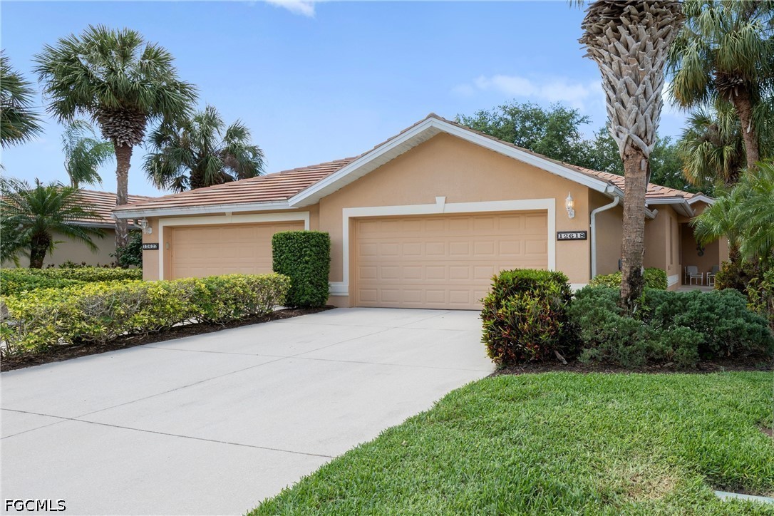 2 bed home in Fort Myers