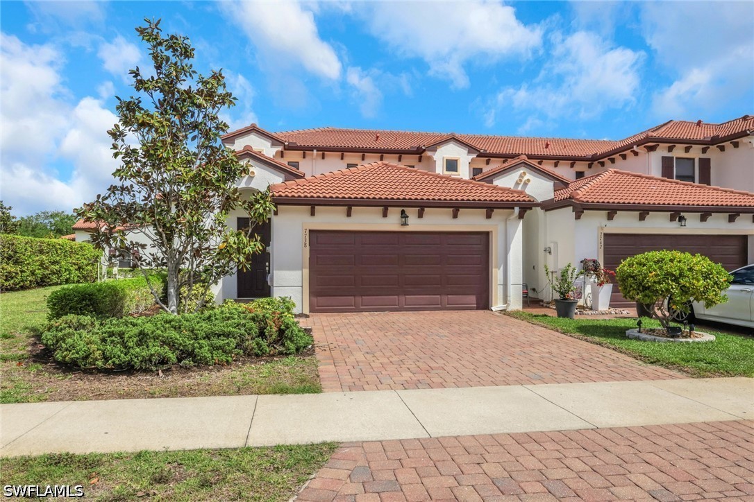 3 bed home in Naples
