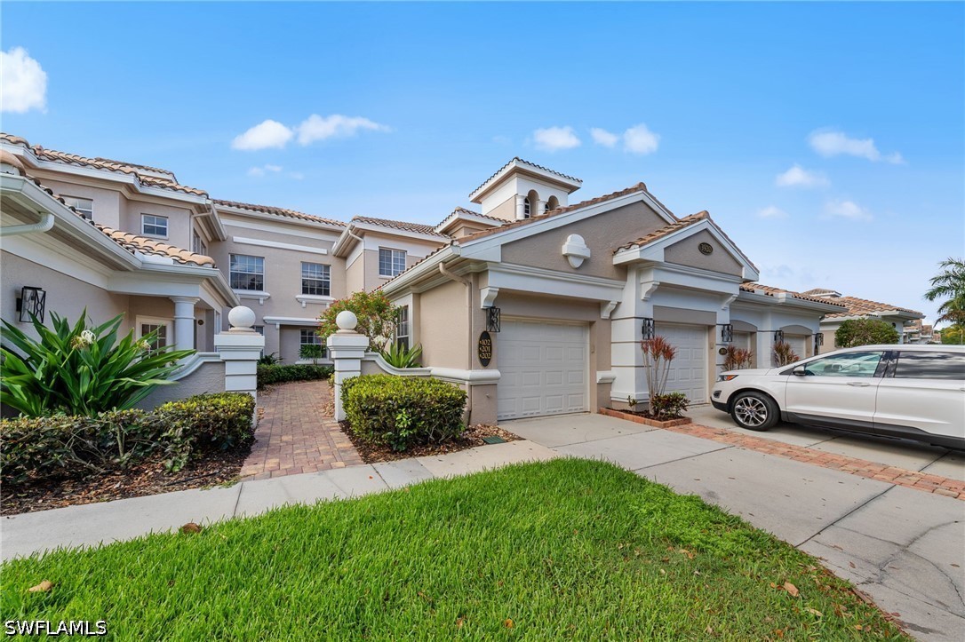 3 bed home in Naples