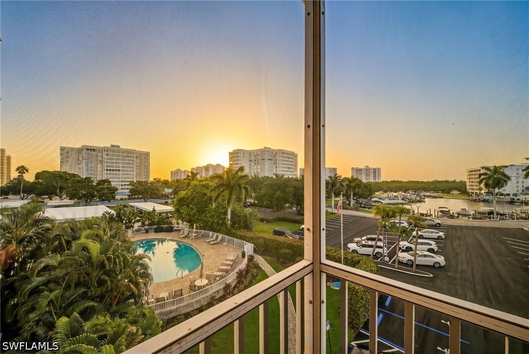 1 bed home in Naples