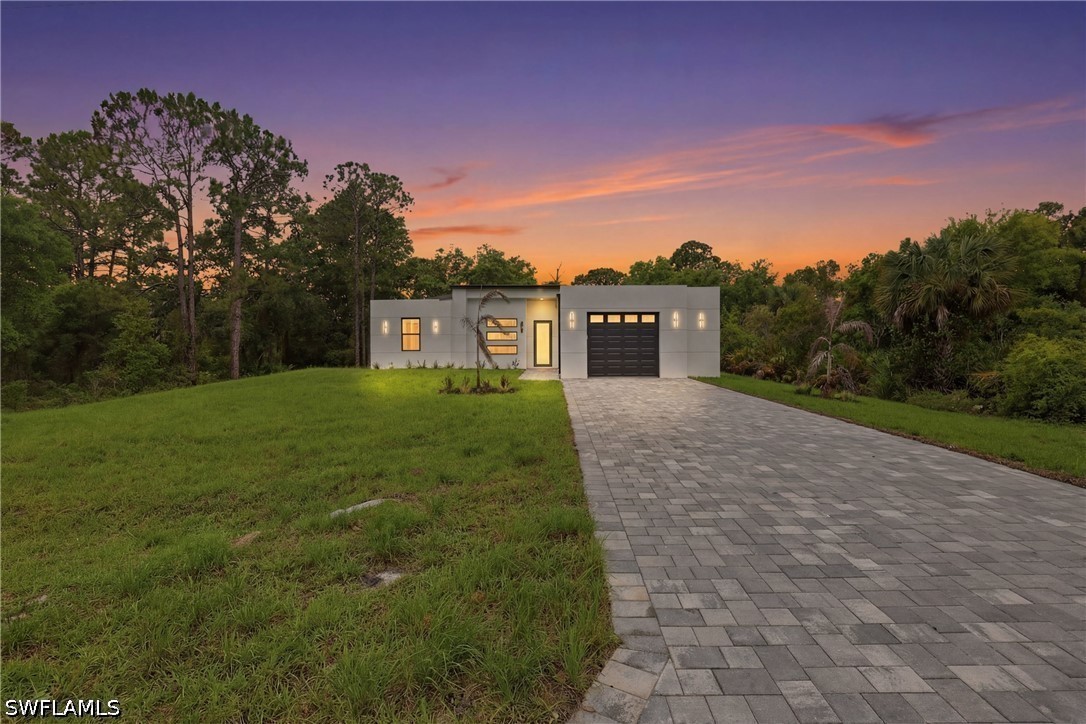 3 bed home in Lehigh Acres