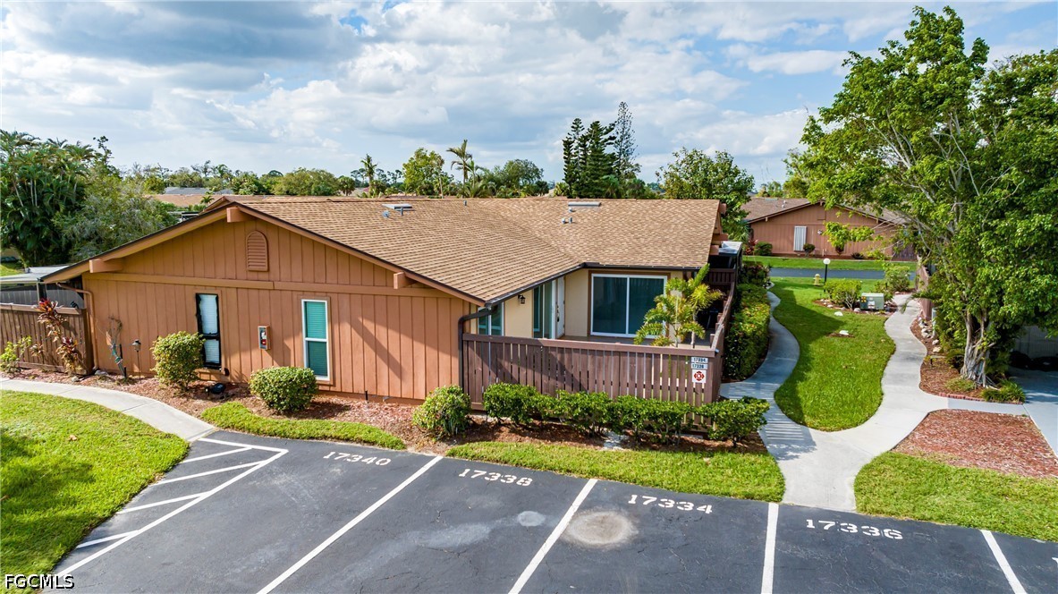 2 bed home in Fort Myers