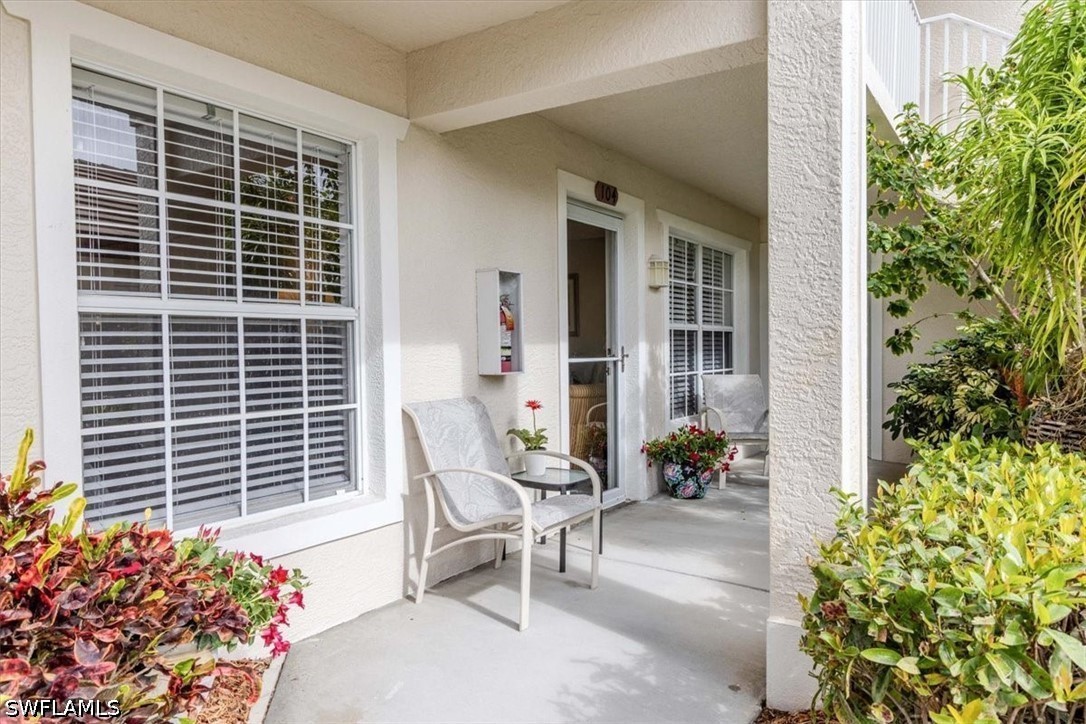 2 bed home in Bonita Springs
