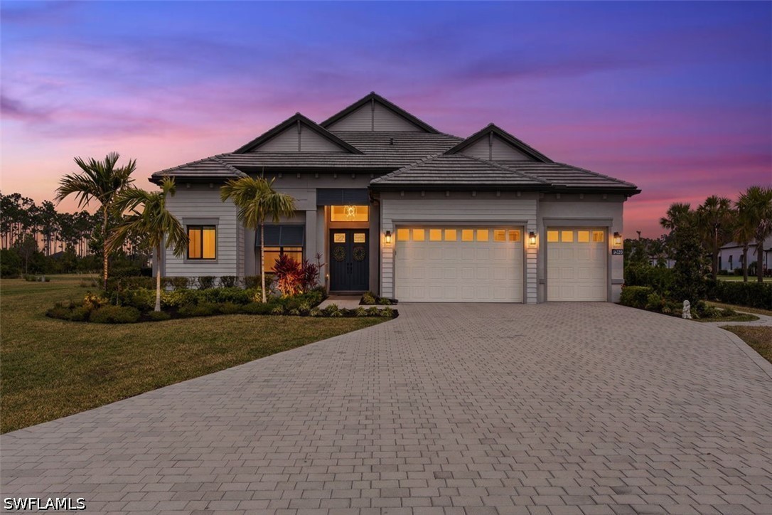 4 bed home in Estero