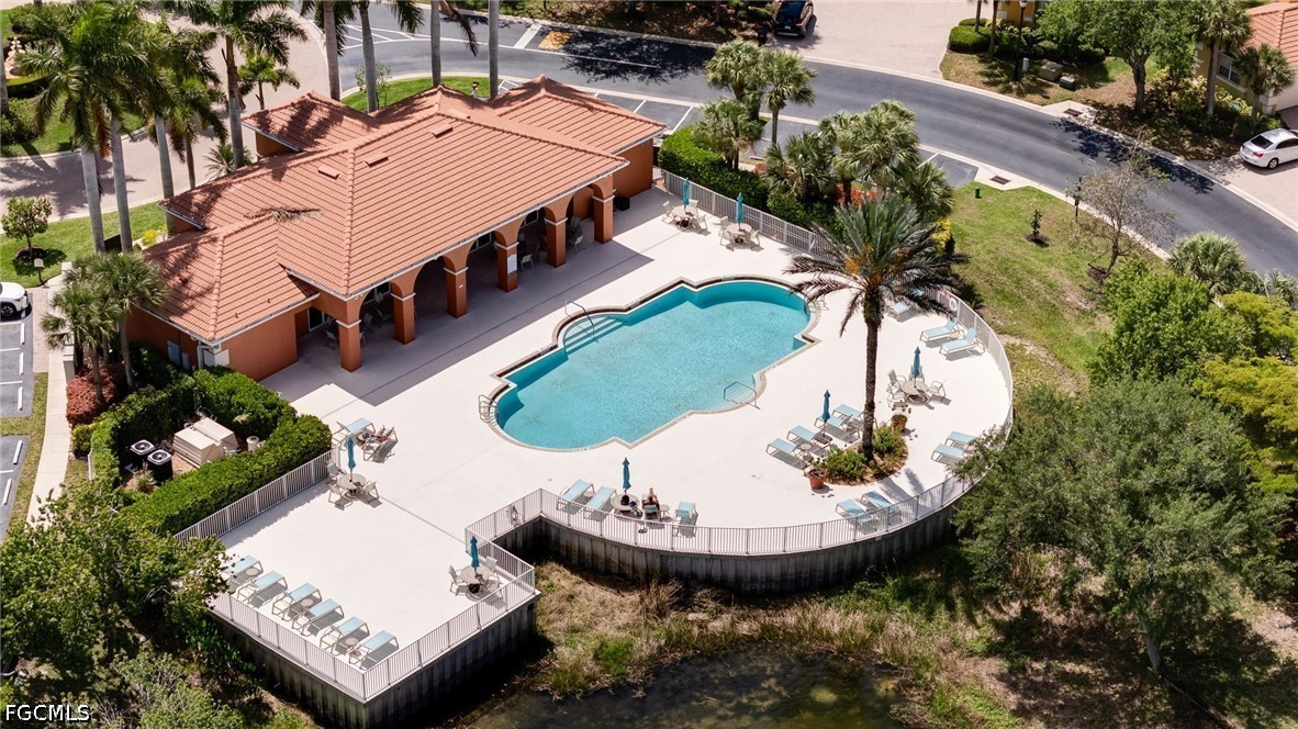 2 bed home in Fort Myers