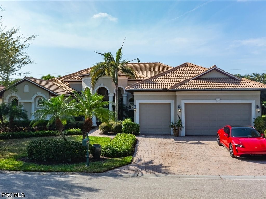 5 bed home in Fort Myers