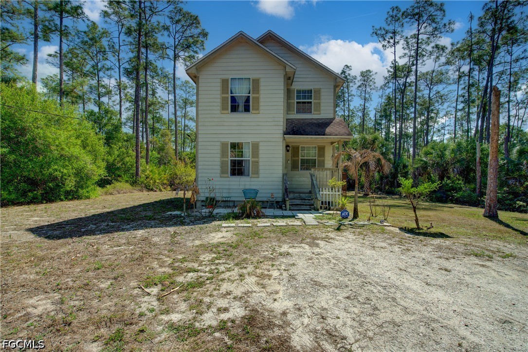 3 bed home in Lehigh Acres