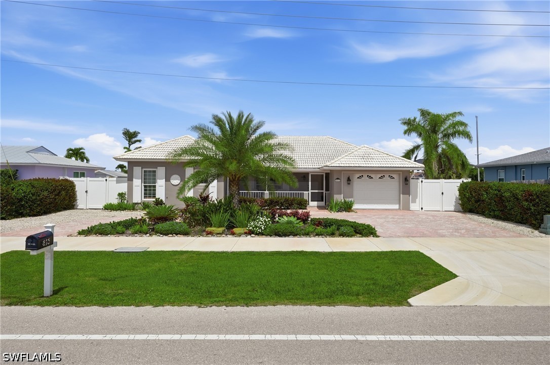 3 bed home in Marco Island