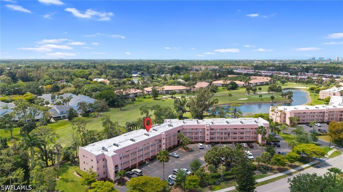 2 bed home in Naples