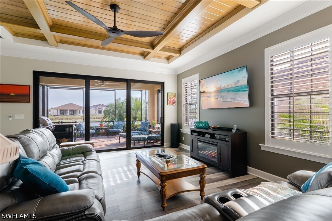 2 bed home in Naples