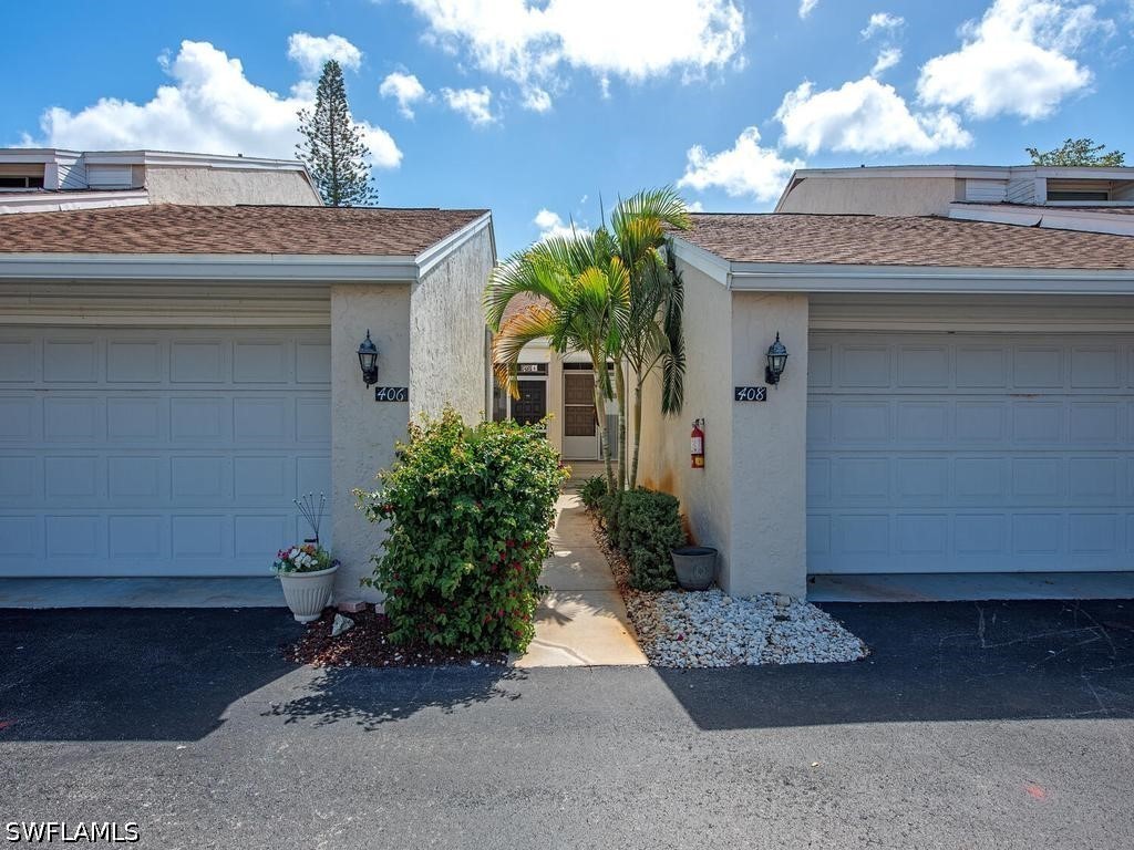 2 bed home in Naples