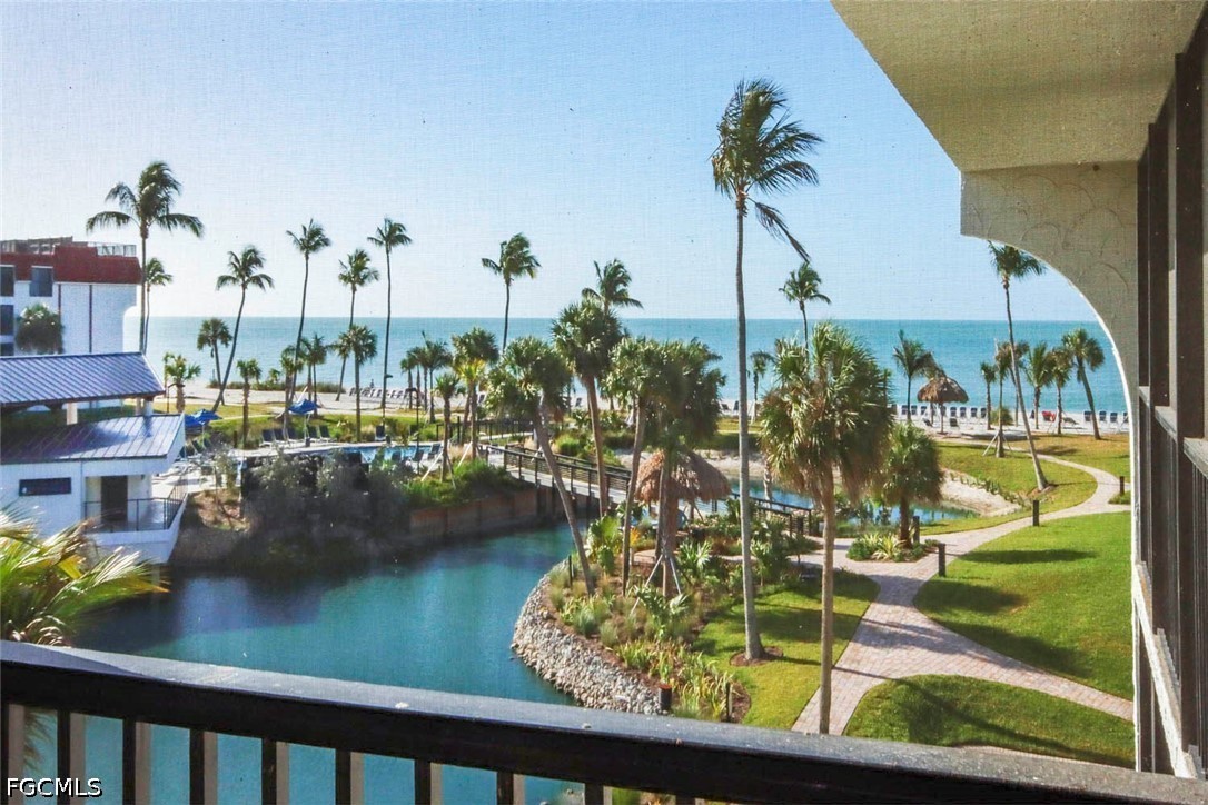 2 bed home in Sanibel