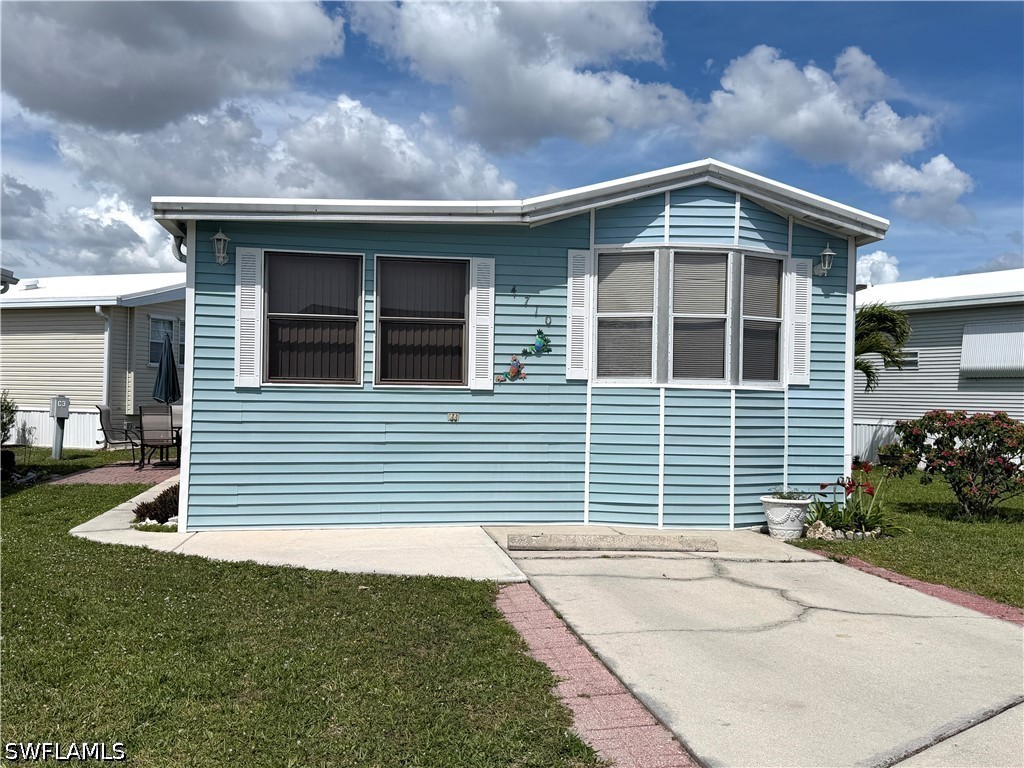 2 bed home in Estero