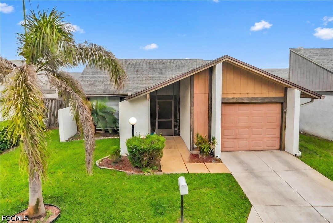 2 bed home in Lehigh Acres