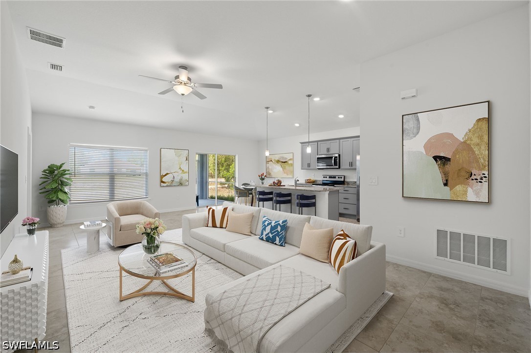 3 bed home in Fort Myers
