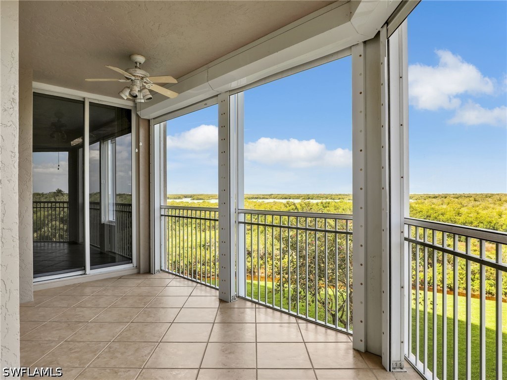 2 bed home in Naples