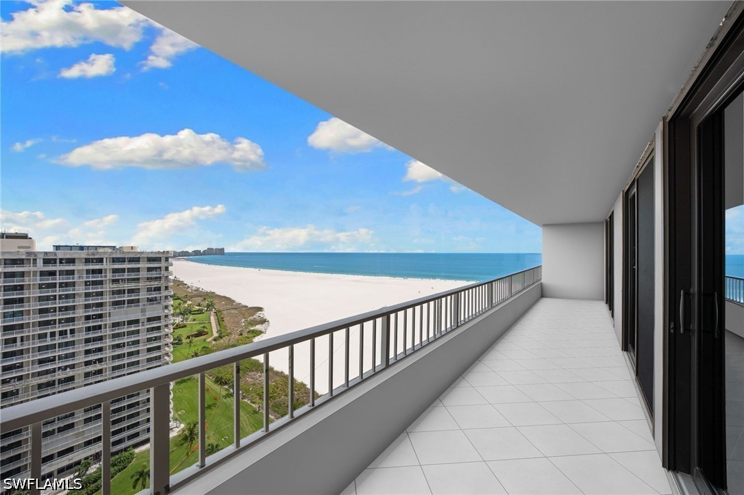 2 bed home in Marco Island