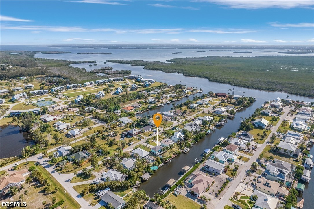 3 bed home in Bokeelia