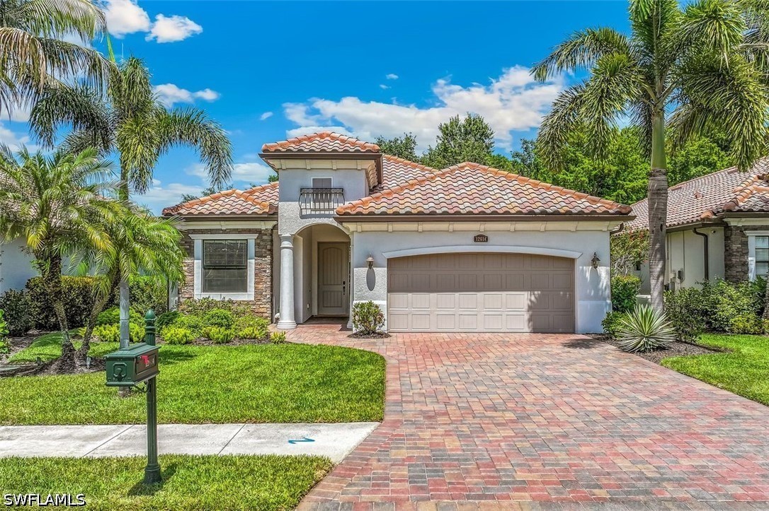 4 bed home in Naples