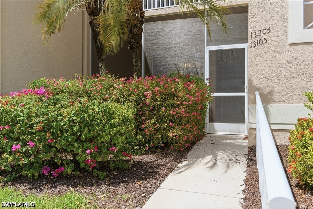 2 bed home in Bonita Springs