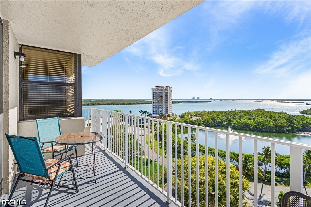  bed home in Bonita Springs