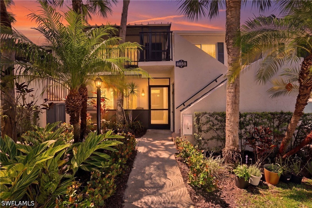 2 bed home in Naples