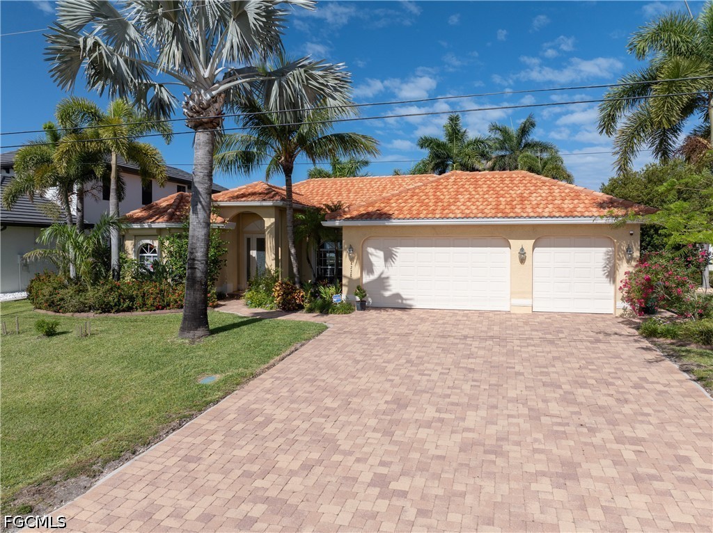 4 bed home in Cape Coral