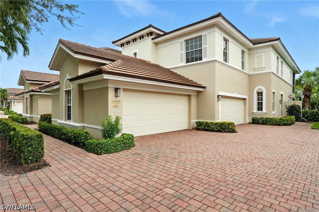 3 bed home in Miromar Lakes