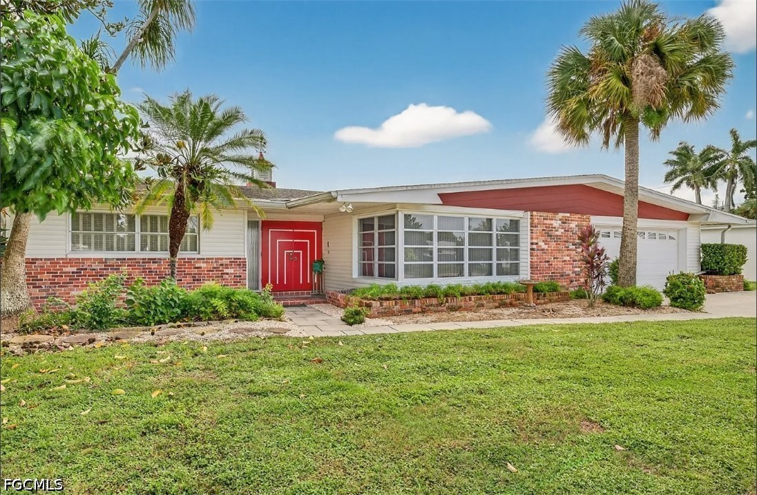 4 bed home in Lehigh Acres