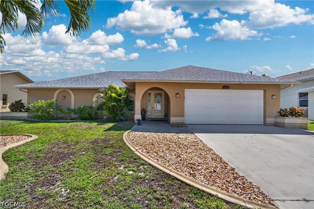 3 bed home in Cape Coral