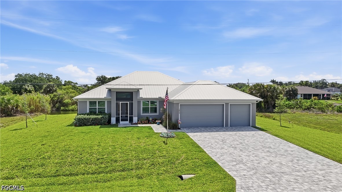 4 bed home in Cape Coral