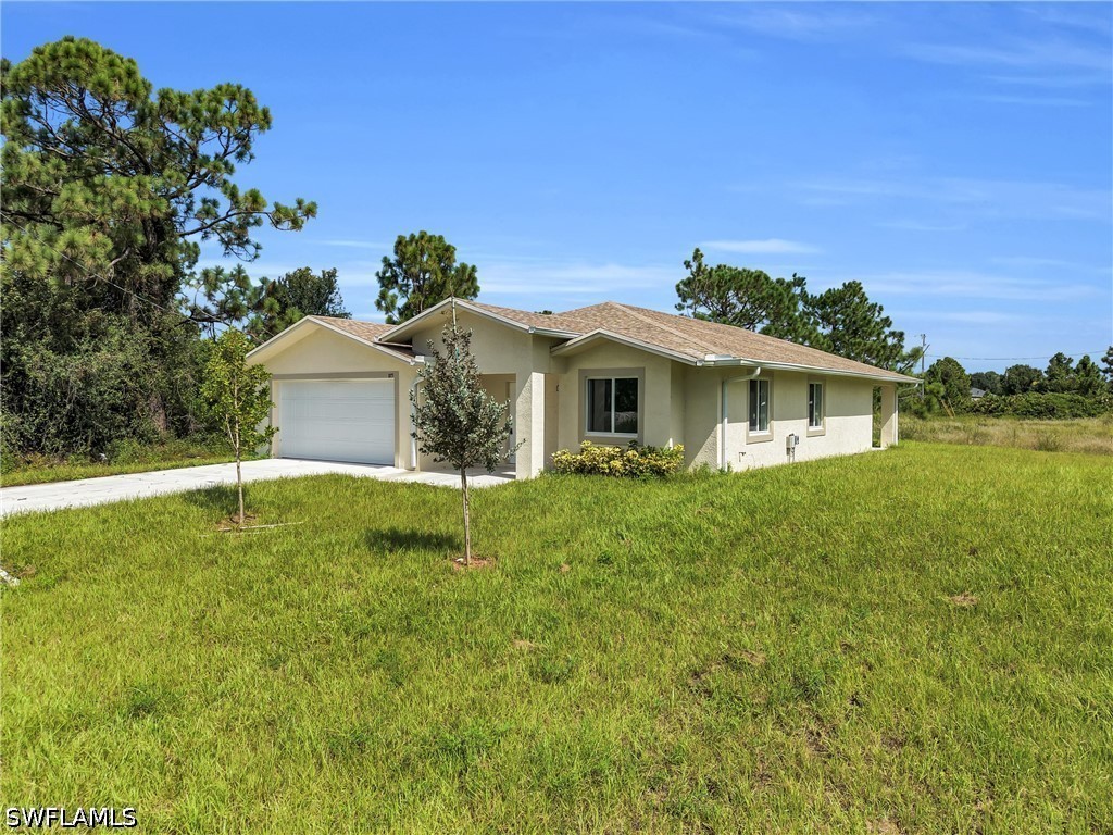 3 bed home in Lehigh Acres