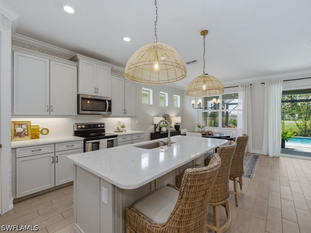 4 bed home in Naples