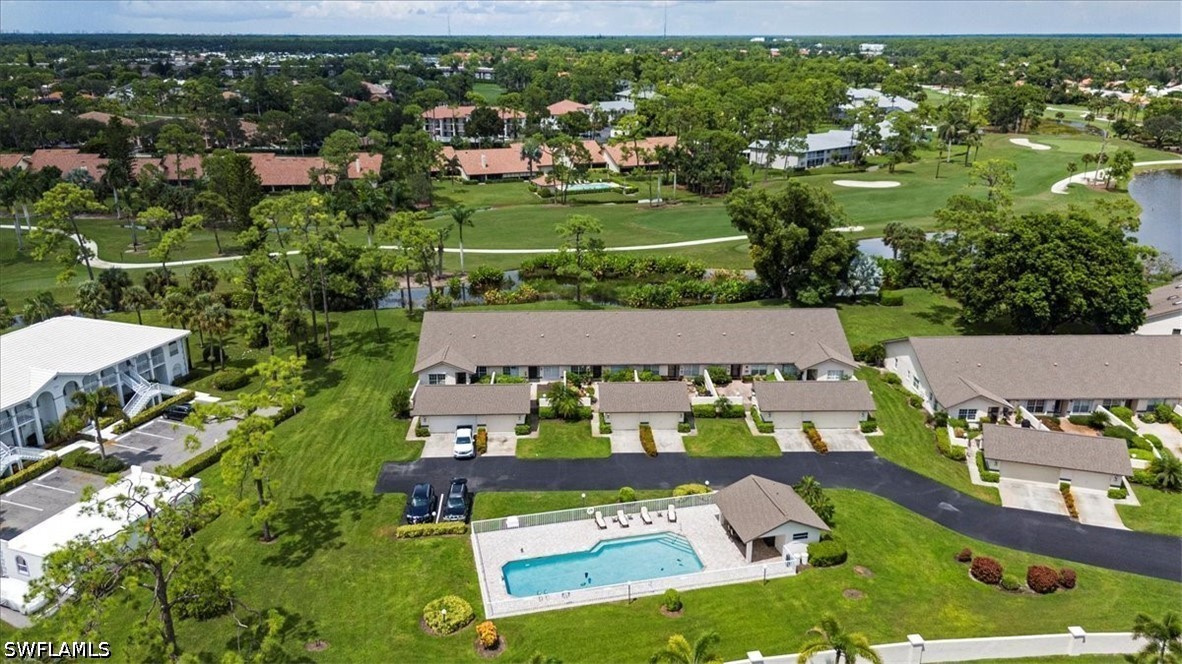 2 bed home in Naples