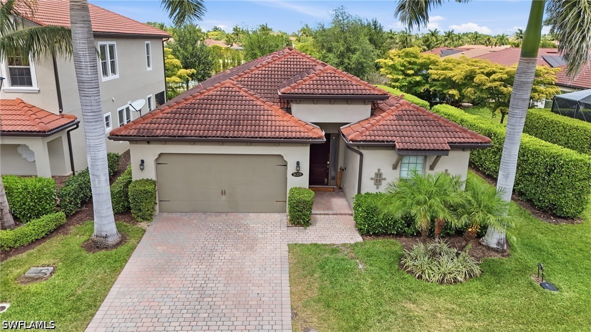4 bed home in Naples